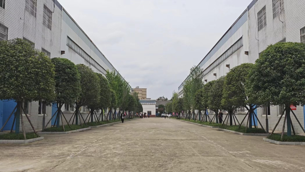 免学费、毕业后还有机会去五百强企业，记者实探长沙高级技工学校